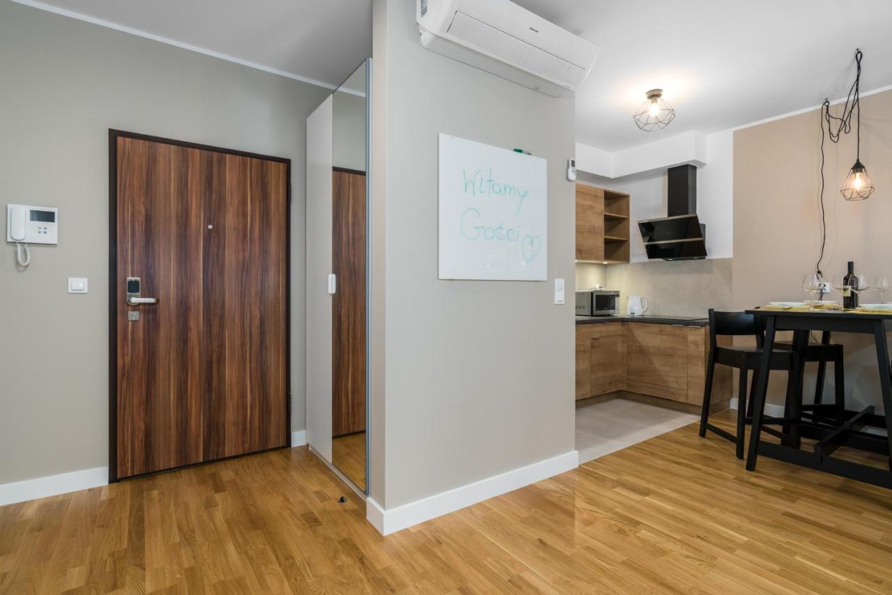 Apartament Black & White Mostowa By Renters 포즈난 외부 사진
