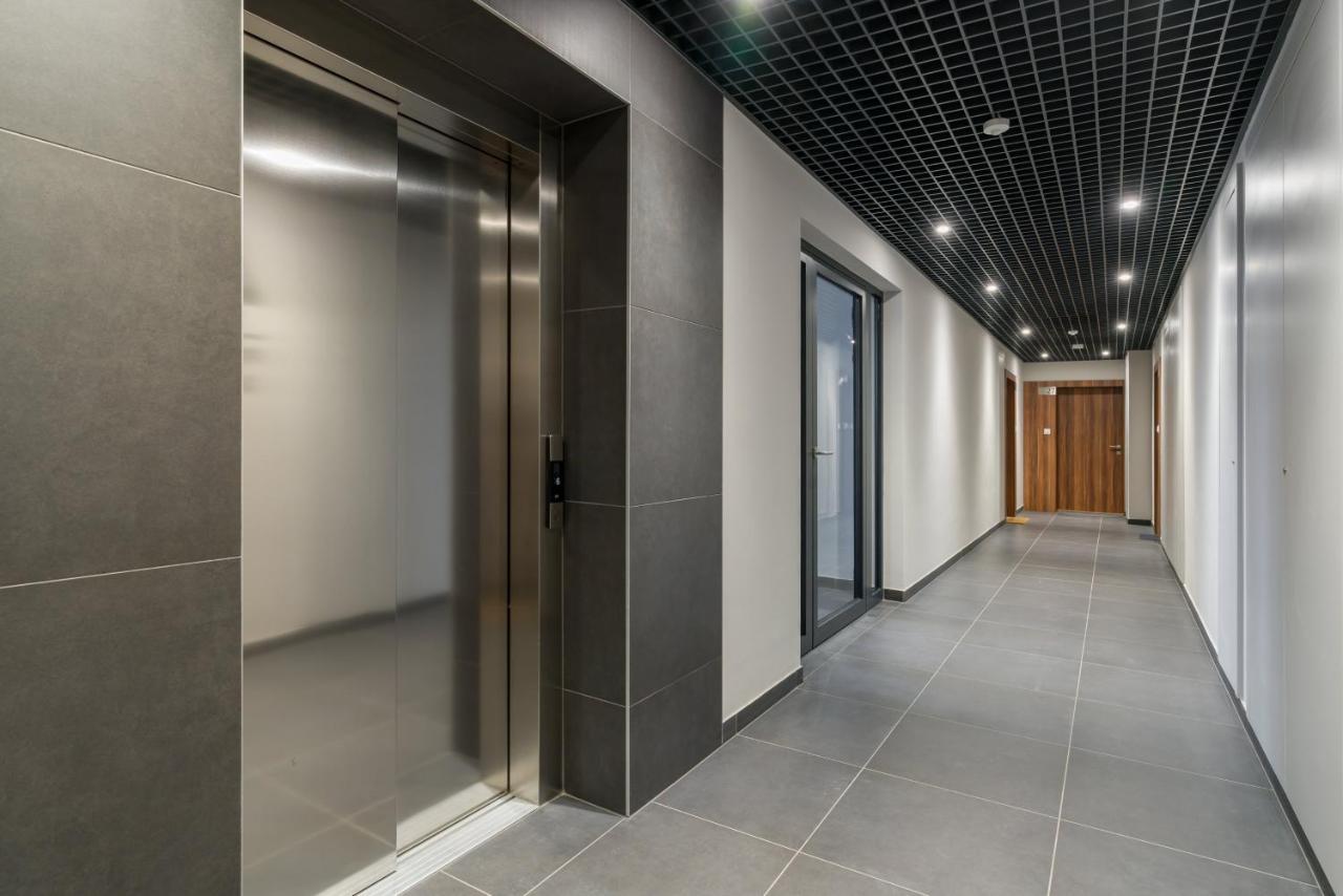 Apartament Black & White Mostowa By Renters 포즈난 외부 사진